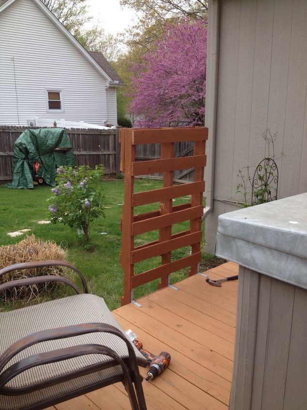 Pallet Privacy Living Wall Hometalk