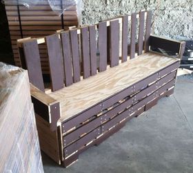 pallet bench pallet coffee table, diy, outdoor furniture, pallet, woodworking projects