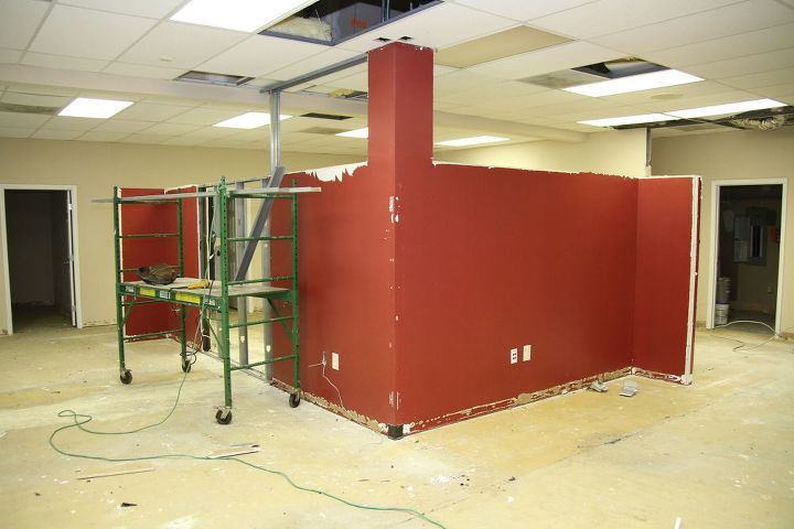 renovacion de la oficina con pared de palets, Renovaci n en marcha