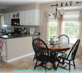 painting kitchen cabinets, kitchen cabinets, kitchen design, painting, Eat in area painted kitchen cabinets