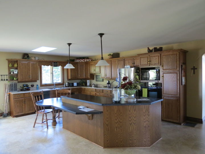 should i paint my kitchen cabinets, kitchen cabinets, painting, Cabinets and island