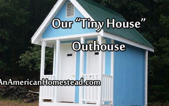 A "Tiny House" Outhouse