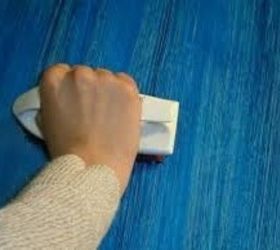 how to paint a strie faux finish, how to, painting, Scrub Brush