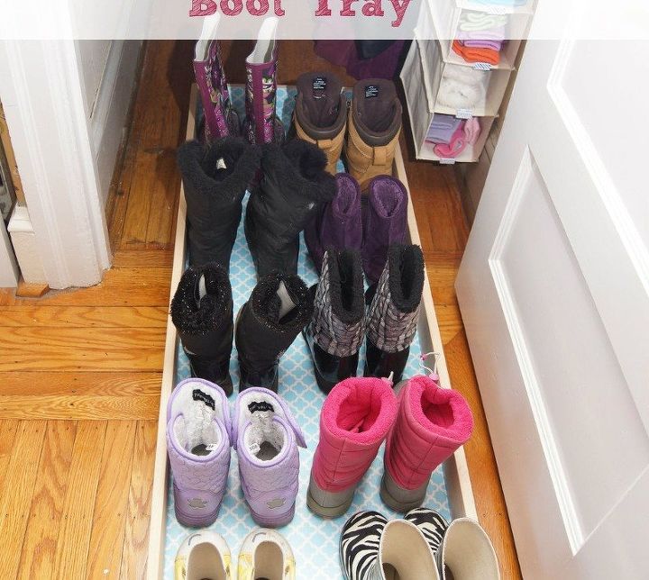 16 maneras brillantes de meter mucho ms en tu armario, Haga un almacenaje de zapatos enrollable para armarios profundos