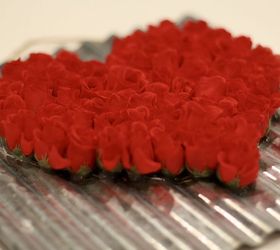 super easy rose heart sign, crafts, seasonal holiday decor, valentines day ideas