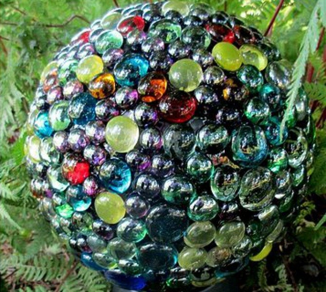 16 impresionantes ideas para tus gemas de la tienda del dlar, Realiza un acento decorativo vidrioso