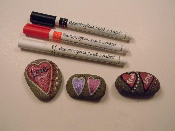 sweet heart stones, crafts, seasonal holiday decor, valentines day ideas