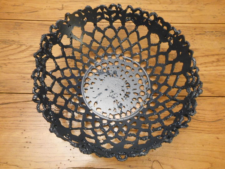 create cement lace using doilies and other crochet items, concrete masonry, container gardening, crafts, gardening, how to, Cement bowl using a crochet doily