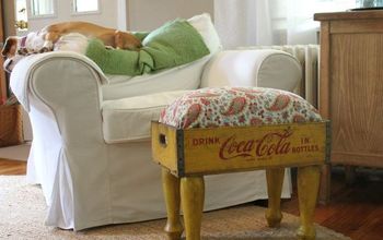 Footstool Using an Old Soda Crate