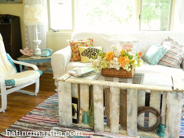 pallet coffee table, painted furniture, pallet