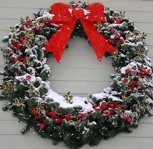 artificial large wreaths made to look real, christmas decorations, crafts, seasonal holiday decor, 48 Prelit Artificial Wreath With Fresh Foliage and Berries