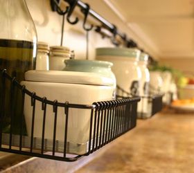 Keeping the clutter off the counter