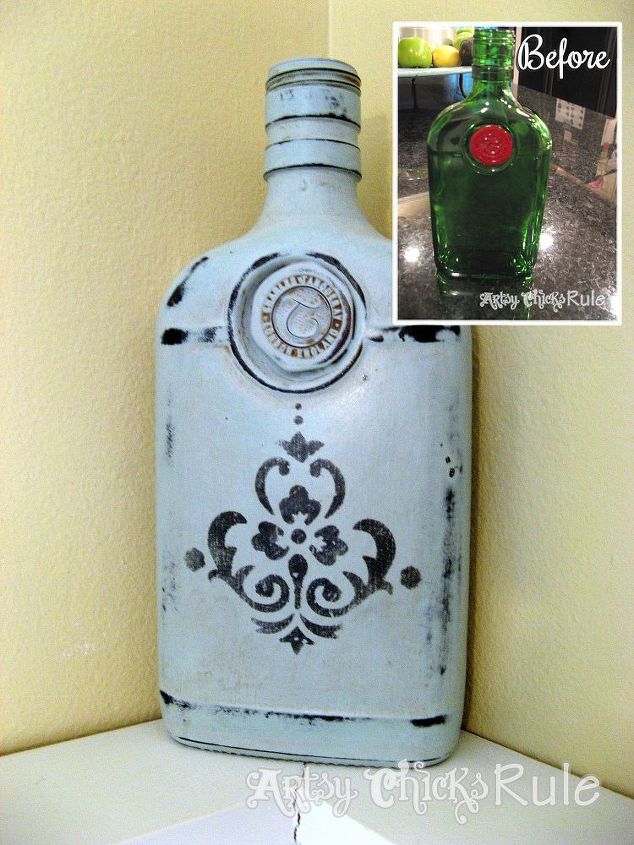 tinta de giz annie sloan no apenas para mveis, At vidro Transforme uma garrafa de gin velha em decora o de casa