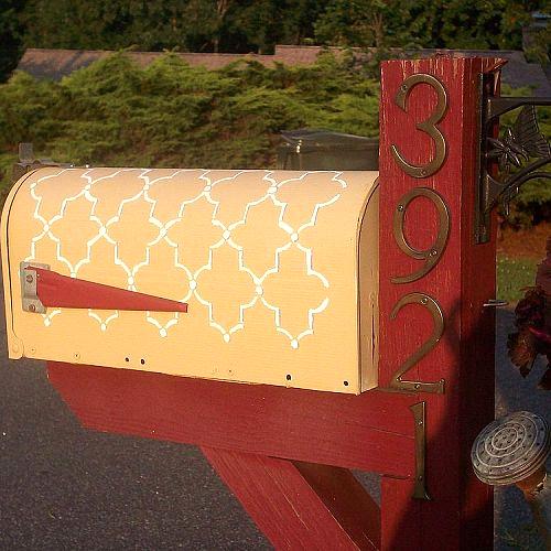 stenciled mailbox makeover, painting, This actually is my first real stencil project Now I m kinda addicted to them