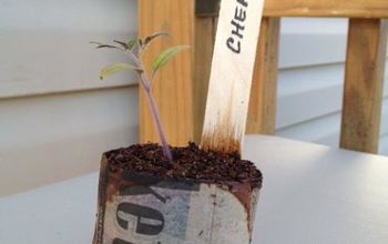Newspaper Pots for Seedlings!