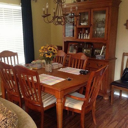 hi i d like to paint my dining room table and china cabinet using ascp, painted furniture