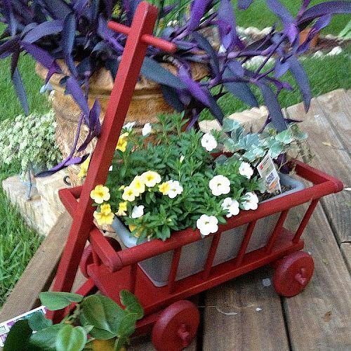 painted wagon red, gardening, painting, Use colonial red spray paint left over from another project