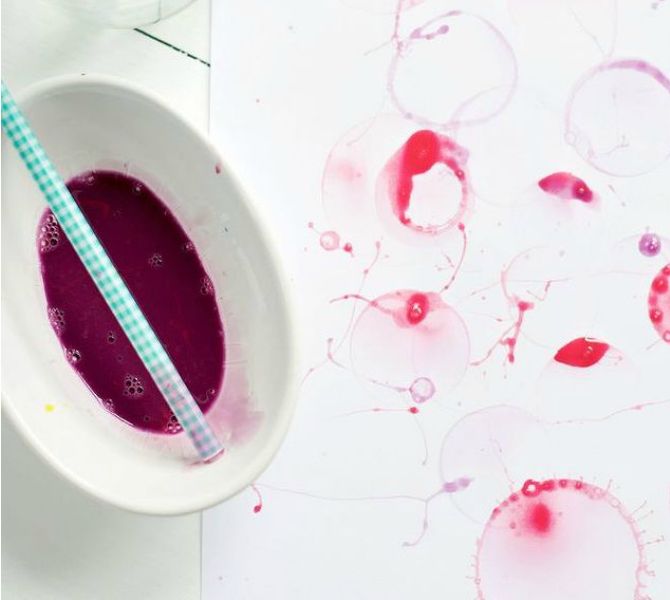 9 tcnicas de pintura extraamente sorprendentes para personas muy creativas, Soplar burbujas con pintura