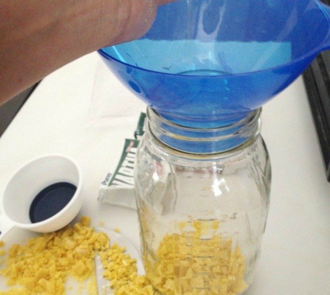 s 10 brilliant things to do before you start spring cleaning, cleaning tips, Clean out a few mason jars