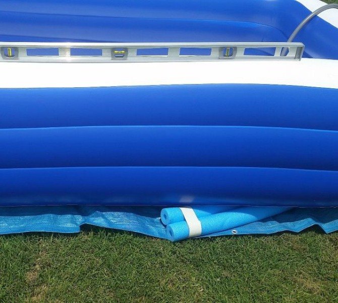 10 insanely creative ways to use pool noodles outside the pool, Level your backyard pool