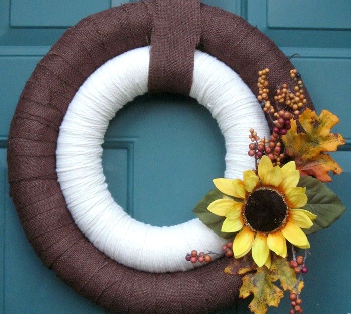 10 insanely creative ways to use pool noodles outside the pool, Use two pieces to make a double wreath