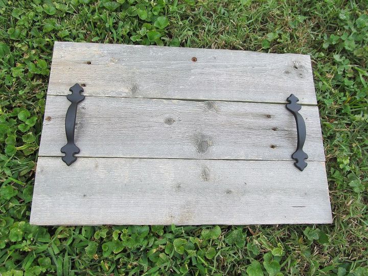 easy reclaimed wood trays, pallet, repurposing upcycling, woodworking projects, The other version with the boards on the bottom