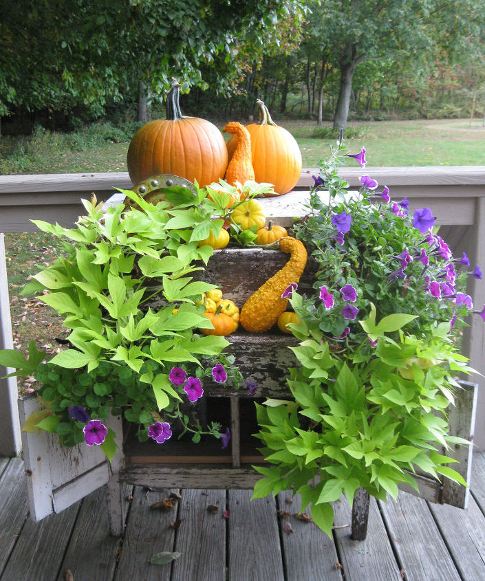 fall planter, repurposing upcycling, seasonal holiday d cor