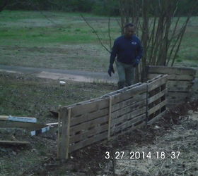 palette fence going in, diy, fences, how to, landscape