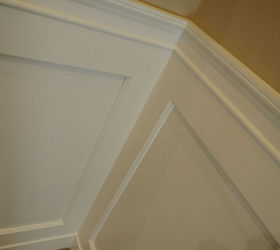 my stairwell with painted scallops and new wainscoting, painting, woodworking projects, A close up of the wainscoting