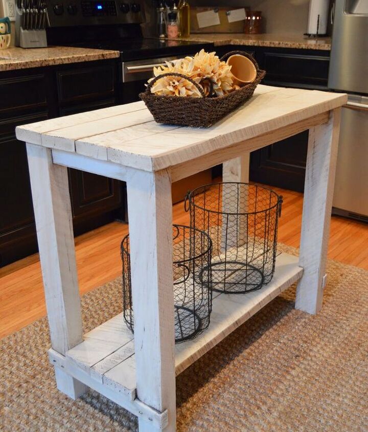 Home Decor and DIY: Rustic Reclaimed Wood Kitchen Island Table