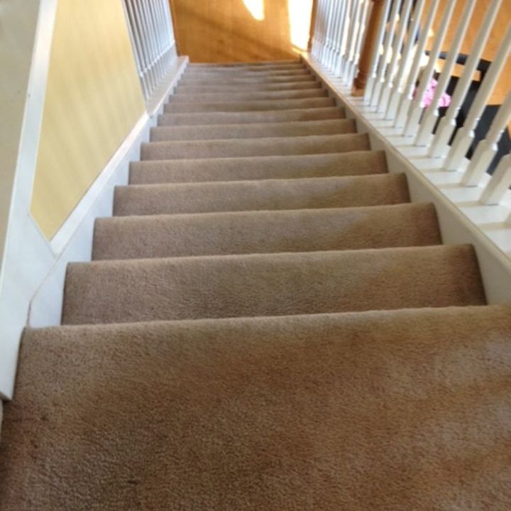 q ripping carpet off stairs, flooring, stairs, This is the carpet on my staircase that I want to replace with wood