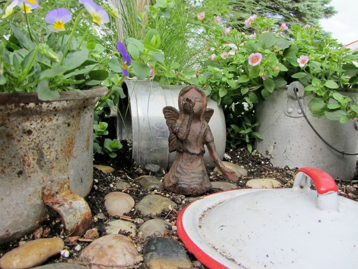 kitchen fairy garden, gardening, repurposing upcycling