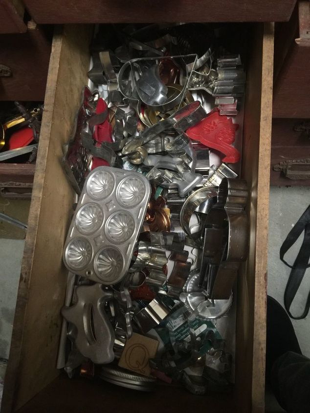 q does anyone have an idea for storing or displaying old cookie cutters, organizing, storage ideas, And yet another drawer full