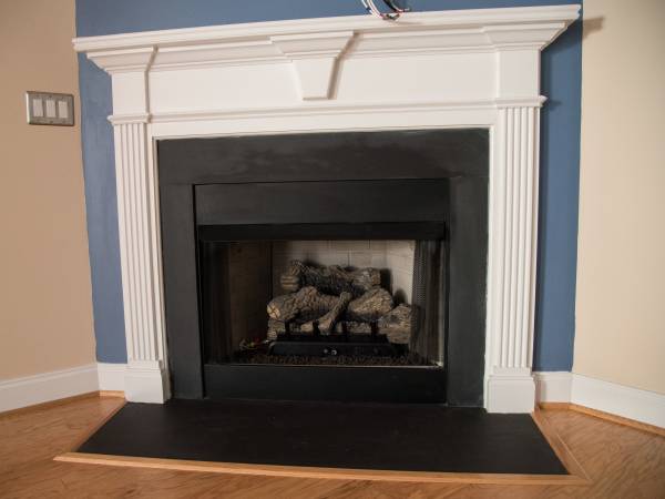 q fireplace help, fireplaces mantels, home decor, home decor dilemma, tiling