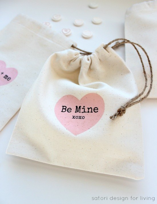 make these treat bags for valentine s day, seasonal holiday decor, valentines day ideas