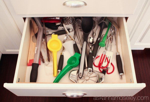 how to organize kitchen utensils in 30 min or less, kitchen design, organizing