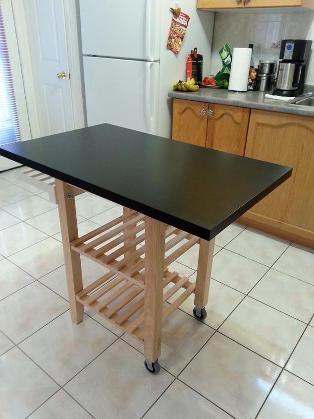 DAANIS: Ikea Hacks Kitchen Island With Seating