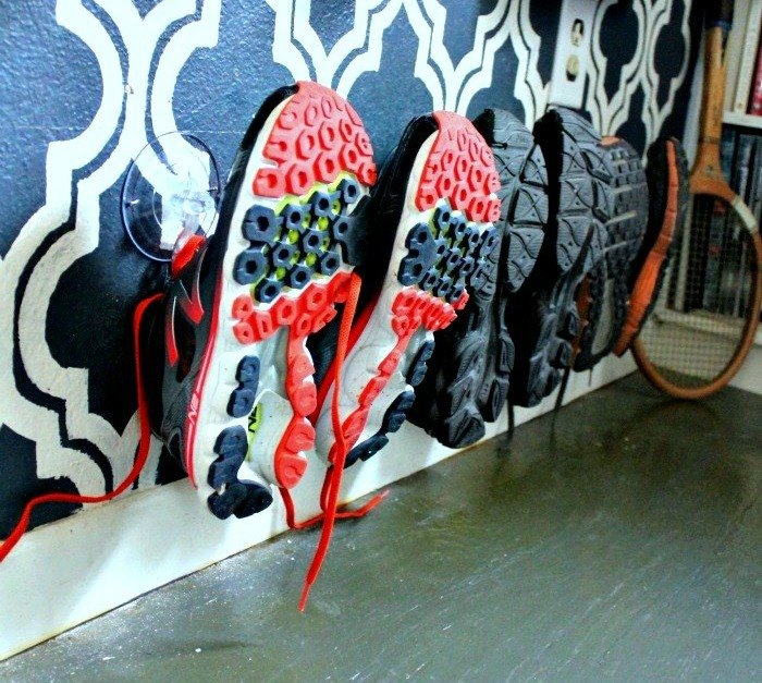 17 little known ways to use your wasted wall space, Nail suction cup hooks up for shoes