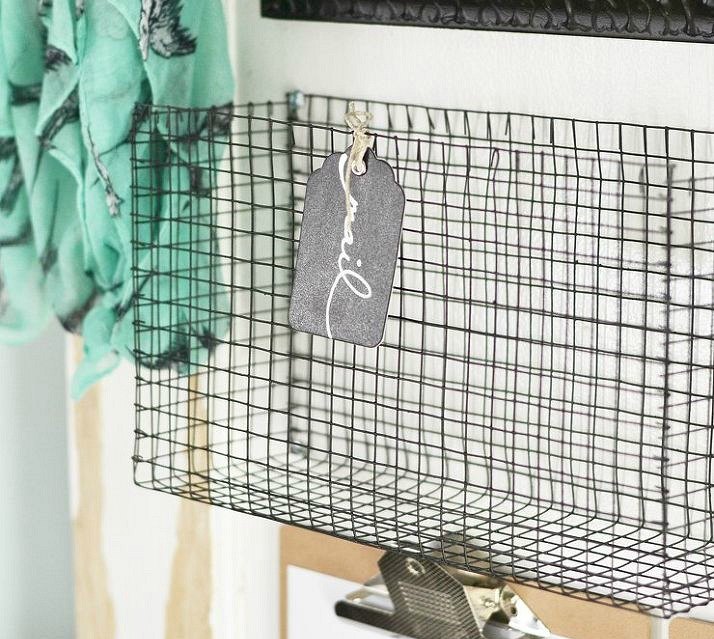 17 little known ways to use your wasted wall space, Add DIY wire mesh baskets to an entryway wall