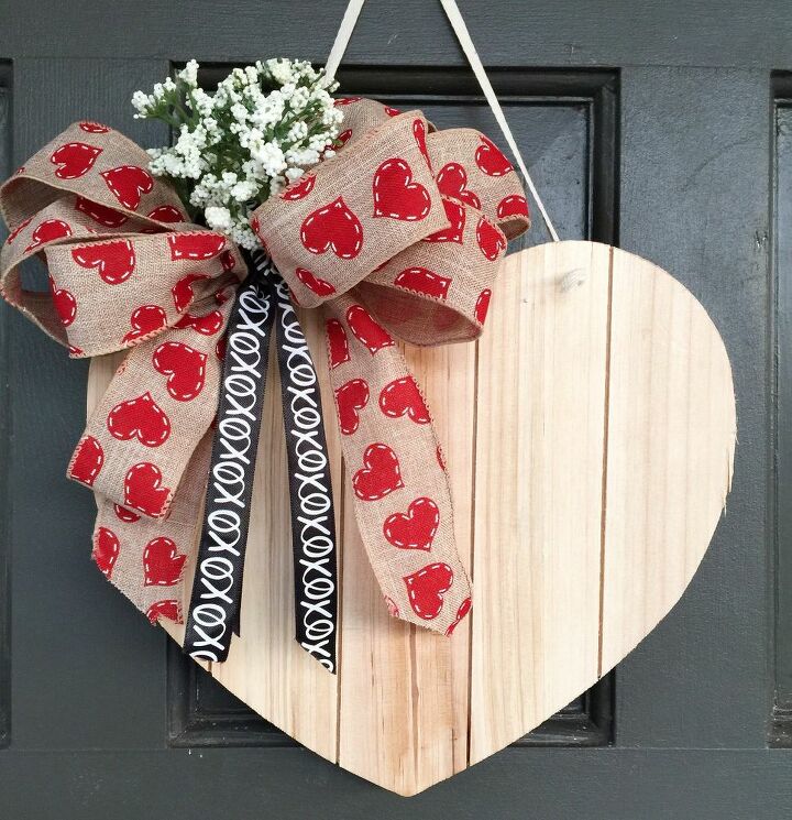 simply homemade door hanger, seasonal holiday decor, valentines day ideas, wreaths