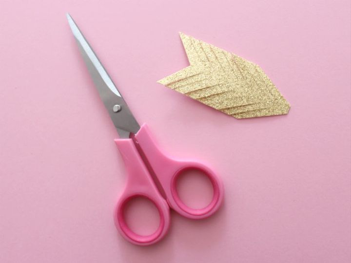 cupid s arrow tutorial, crafts, seasonal holiday decor, valentines day ideas