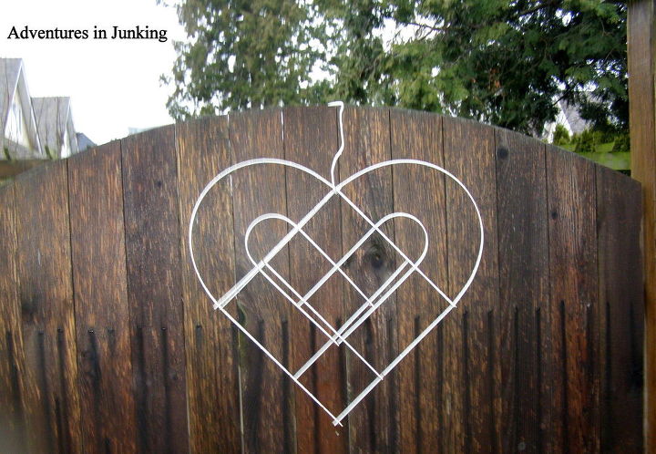fencing to valentine s fence wreath, crafts, fences, seasonal holiday decor, valentines day ideas