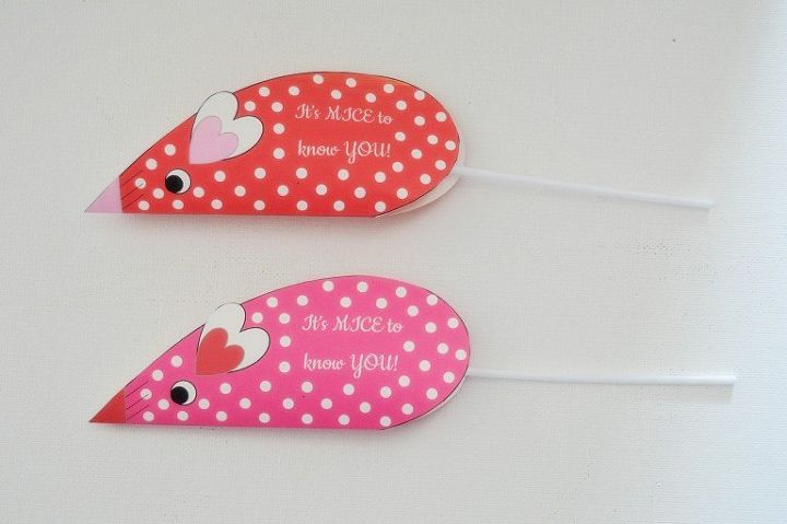 valentines day candy mice, crafts, seasonal holiday decor, valentines day ideas