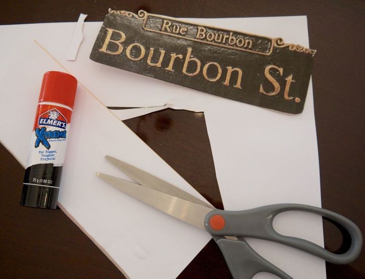 mardis gras diy bourbon street lamp post, crafts, seasonal holiday decor