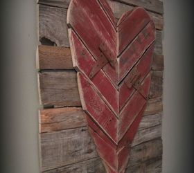 s 21 romantic heart decorations you might want to leave up all year, valentines day ideas, wall decor, Pair pallet board and hinges