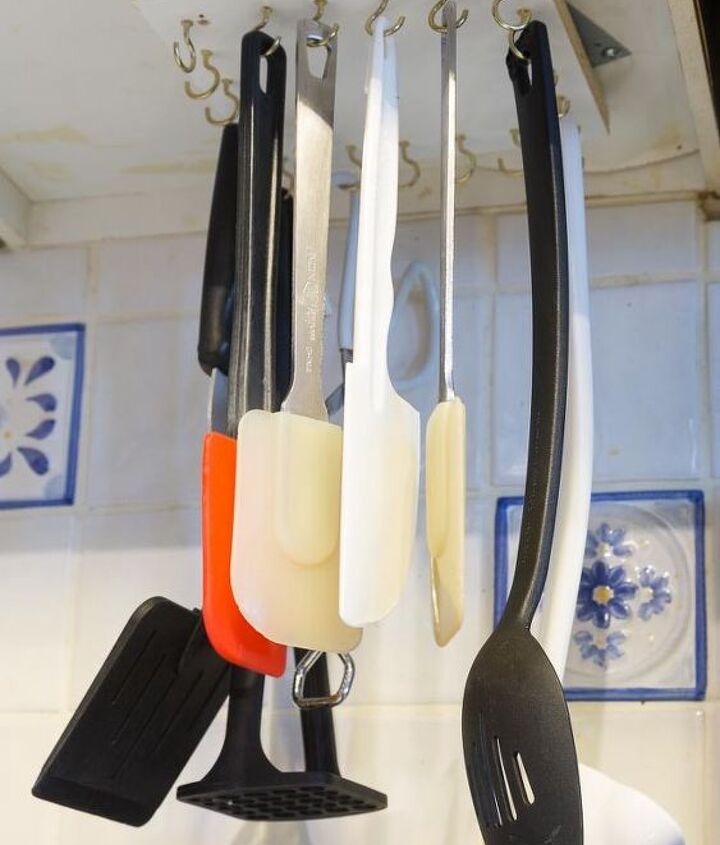 diy rotating cooking utensil storage rack, diy, kitchen design, organizing, storage ideas, woodworking projects