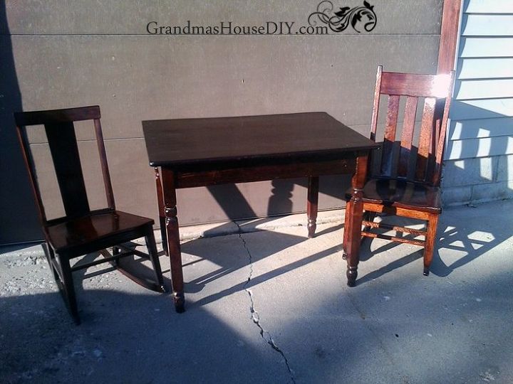 A Story Of Two Old Rocking Chairs Hometalk A Story Of Two Old Rocking Chairs Painted Furniture
