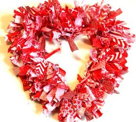 DIY Valentine Rag Wreath
