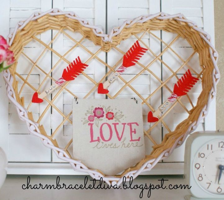 s how 13 dumpster divers decorate for valentine s day, repurposing upcycling, seasonal holiday decor, valentines day ideas, Cute Cupid s Arrow Wreath from a Basket