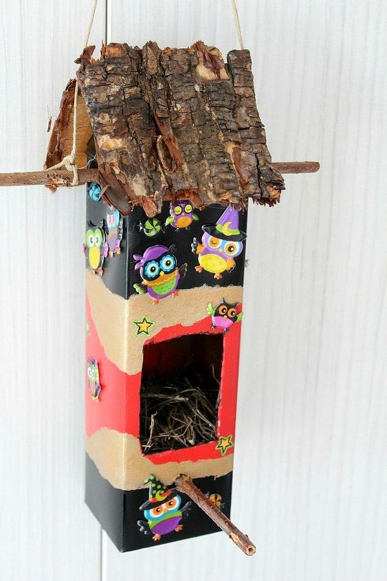 casinha de passarinho feita com caixa de leite